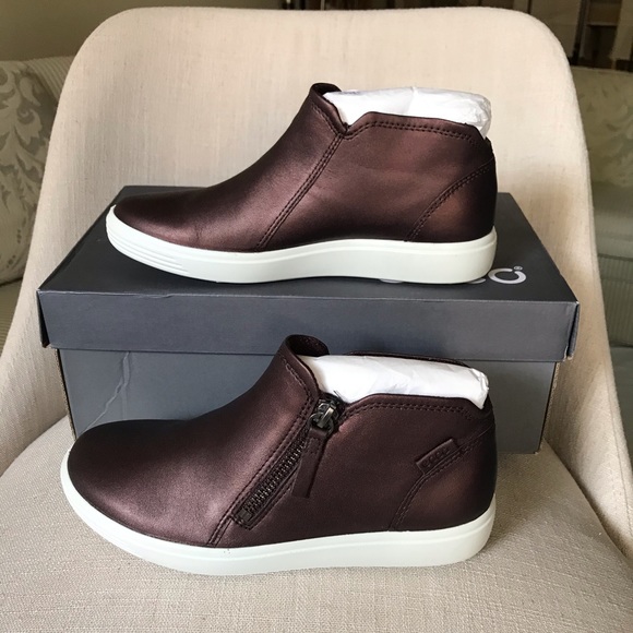 ECCO Soft 7 Zip Bootie Sneaker - Picture 3 of 12